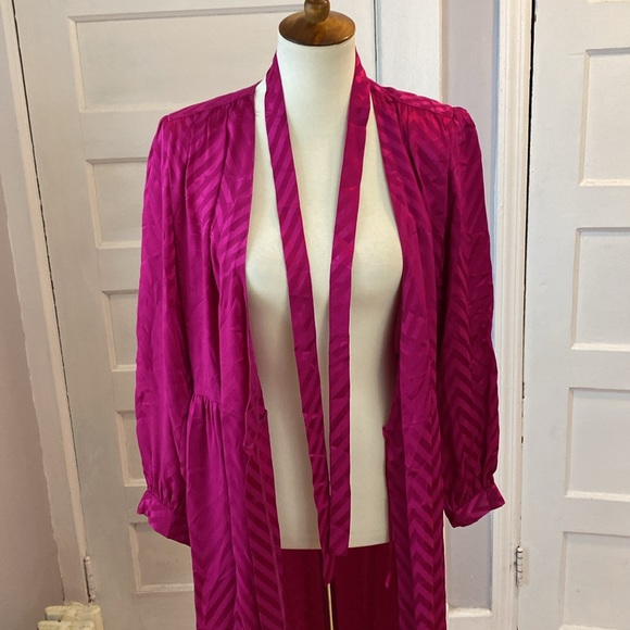 Vintage Ms Chaus Silk Chevron Print Wrap Dress, Size 10 - Picture 14 of 16